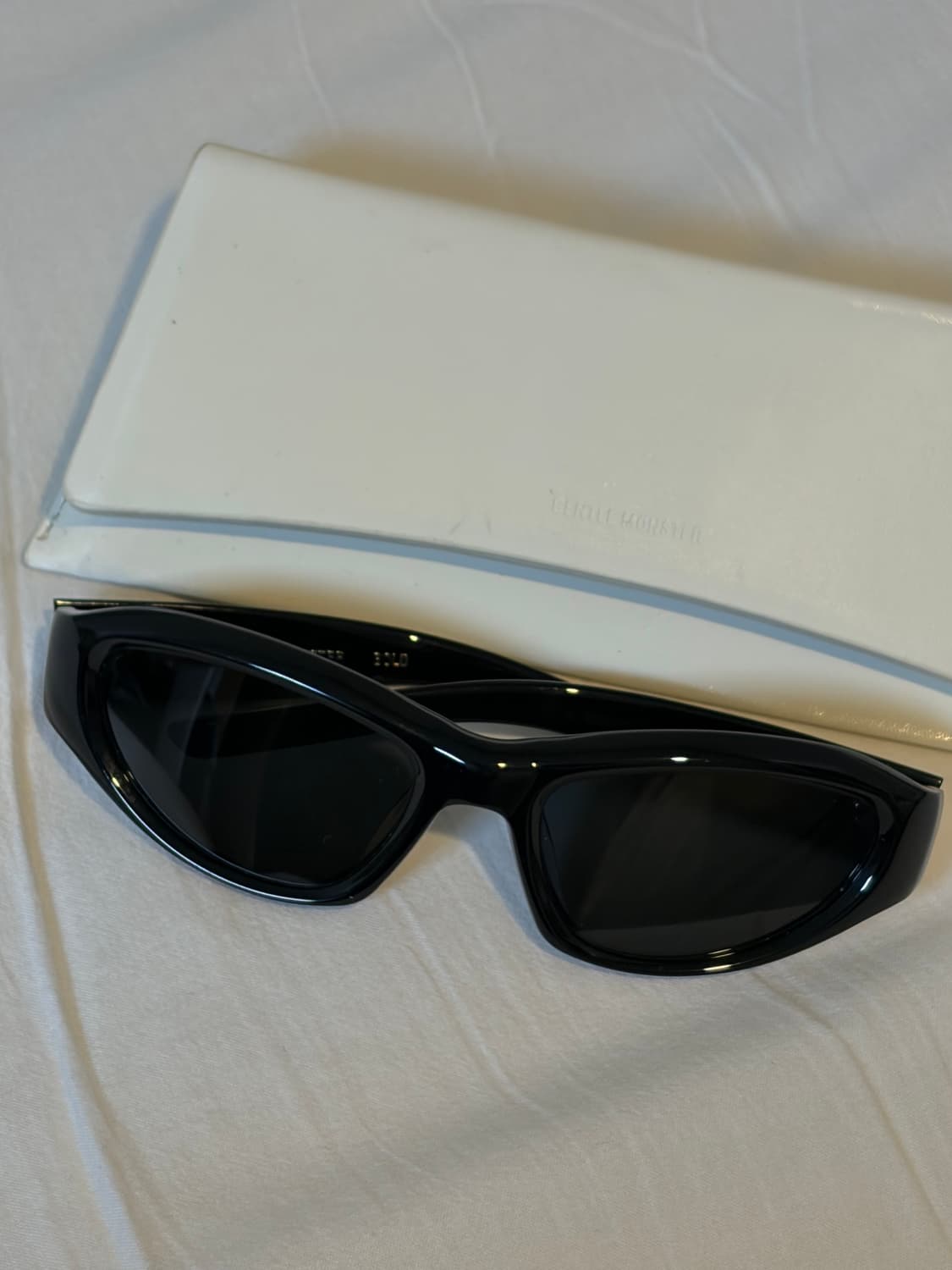 젠틀몬스터 릿 R.E.A.T 선글라스 상품이미지1