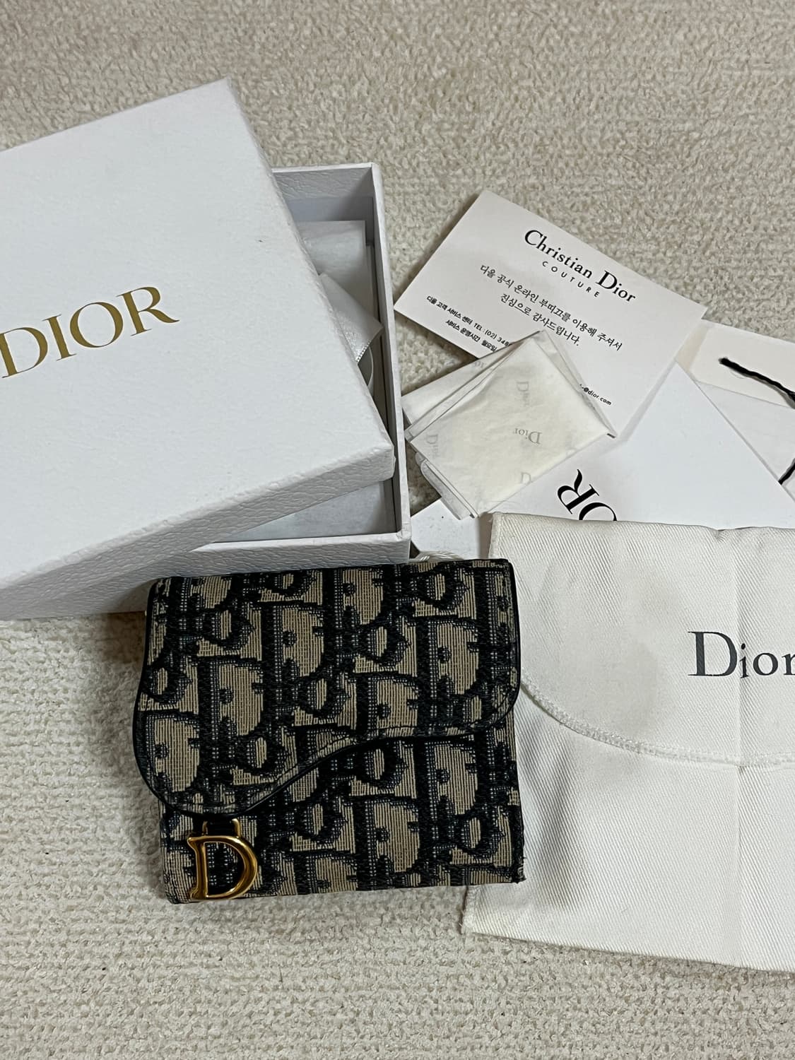 디올 오블리크 지갑 상품이미지1