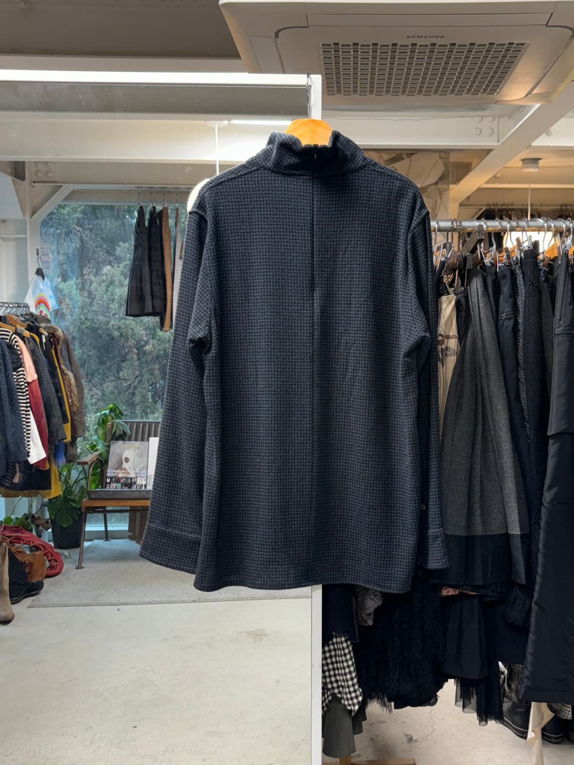 라드뮤지션 울 하이넥 셔츠 상품이미지2