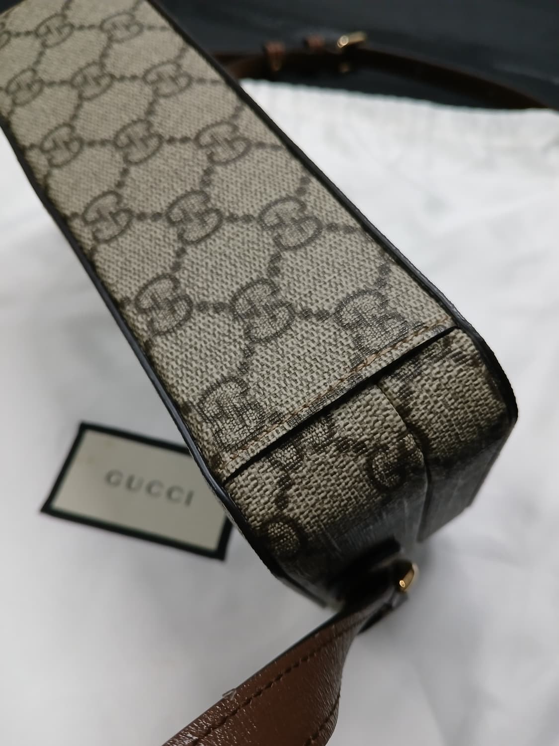 구찌 GG 인터로킹 크로스백 미니 723129 상품이미지7