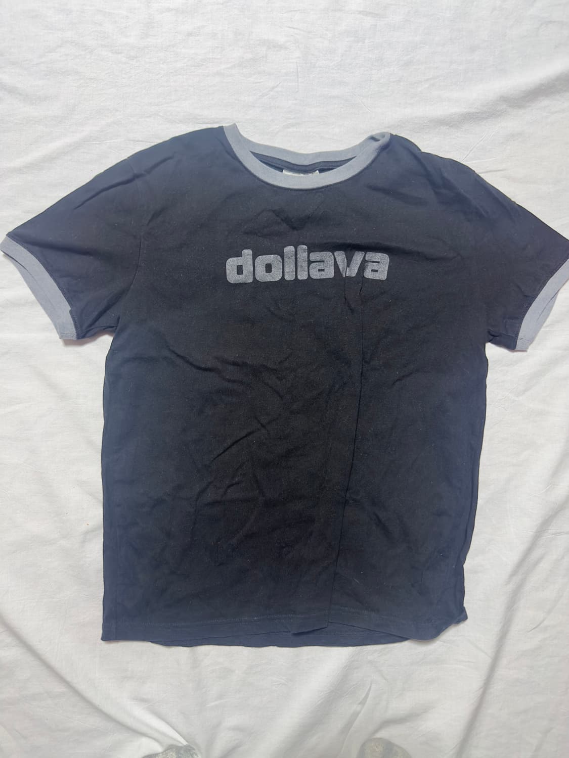 Dollava 돌라바 립 티셔트 상품이미지1