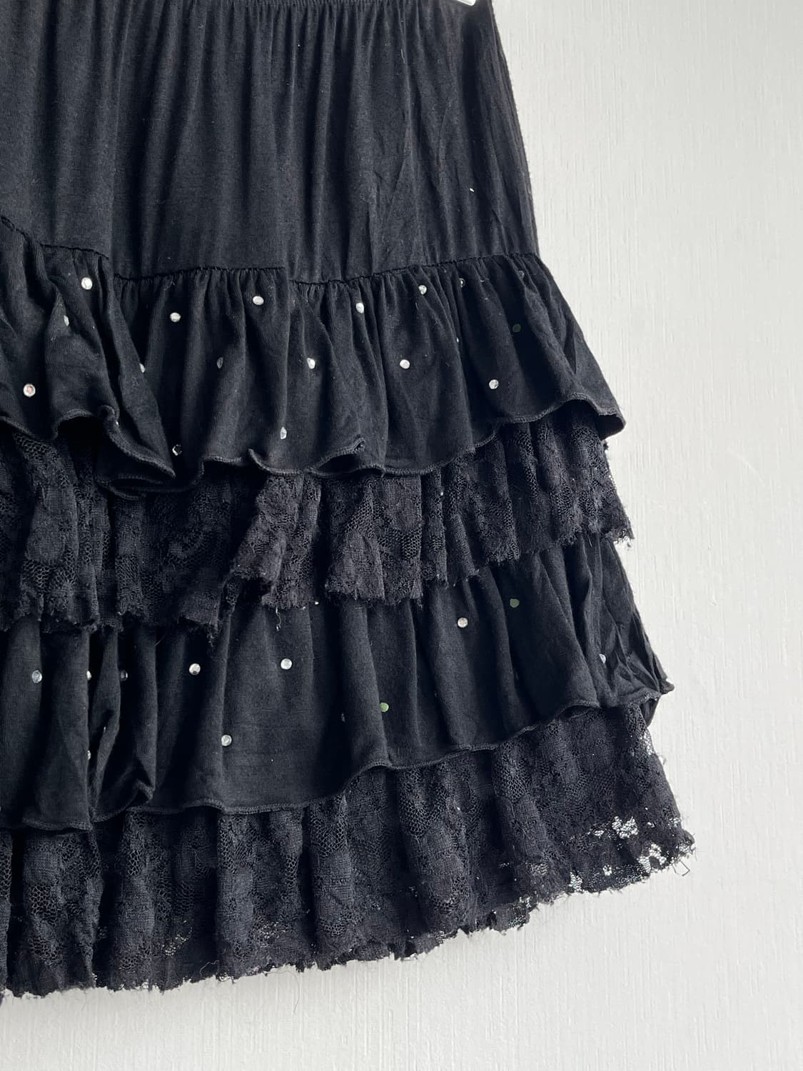 ByeBye 프릴 블랙 비즈 스커트 상품이미지4