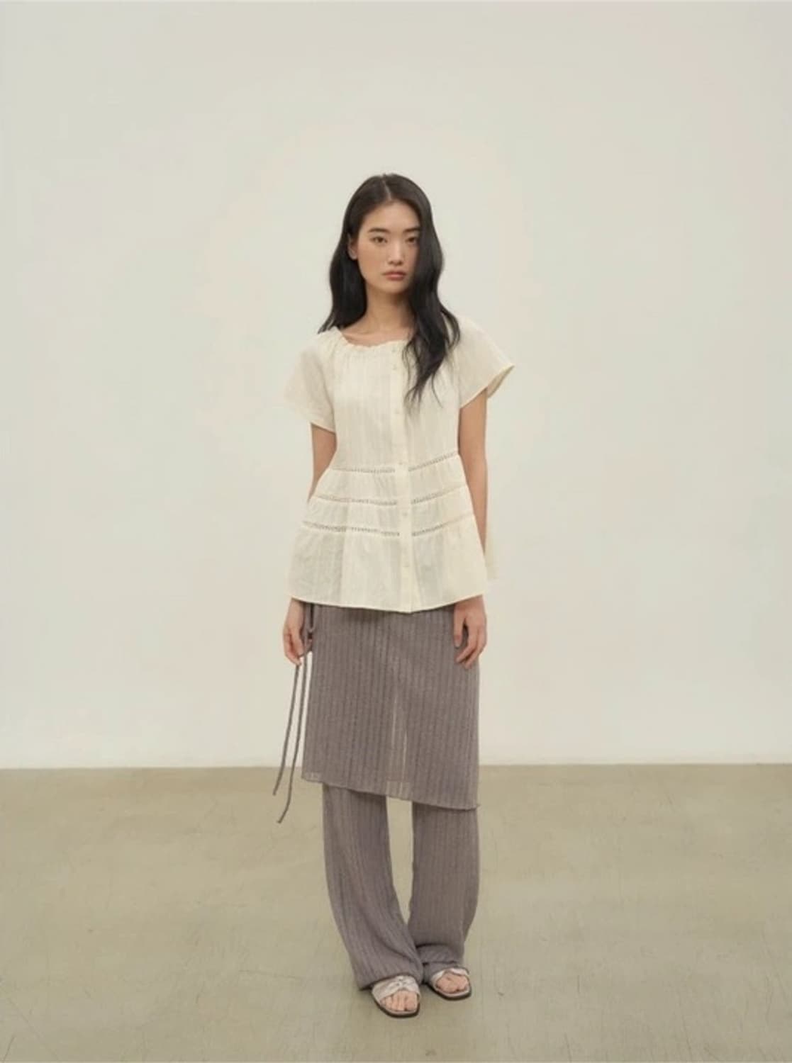 아우로 lace flare blouse  상품이미지8