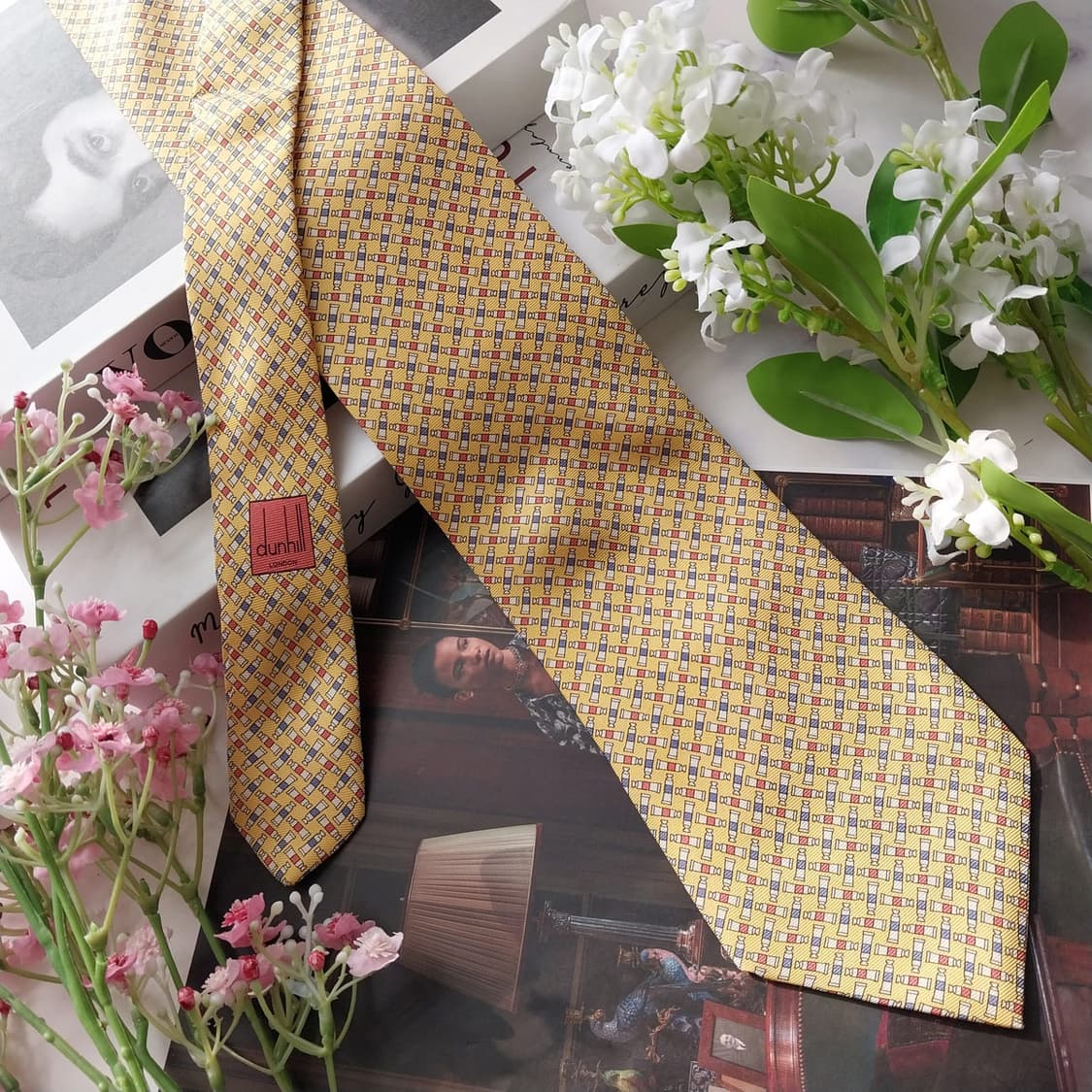 던힐 실크 옐로우 페인트 모티브 넥타이 9cm A등급 K2103
 상품이미지2