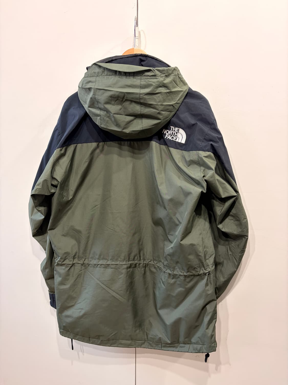 90's TNF 노스페이스 마운틴 하이드로실 자켓 상품이미지4