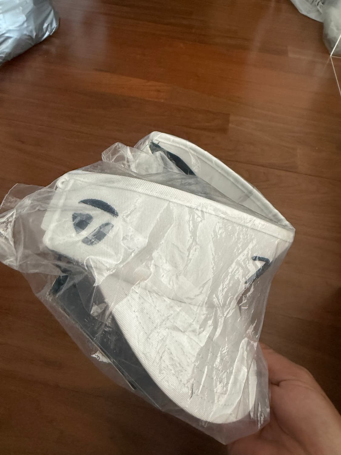 테일러메이드x키스 하이 크라운 바이저 상품이미지5