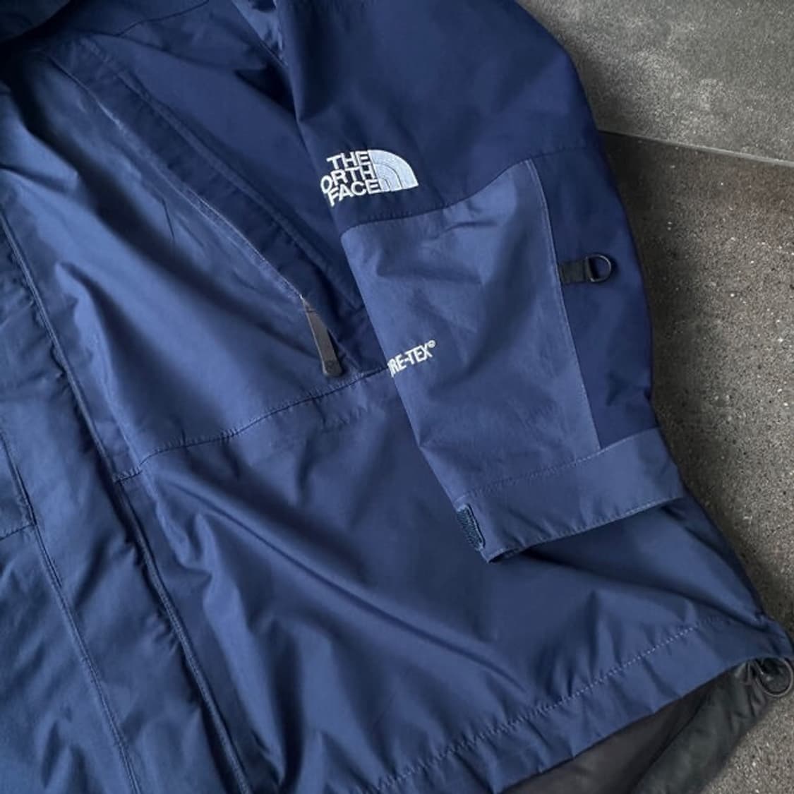 노스페이스 Blue Gore-Tex Mountain Jacket 상품이미지5