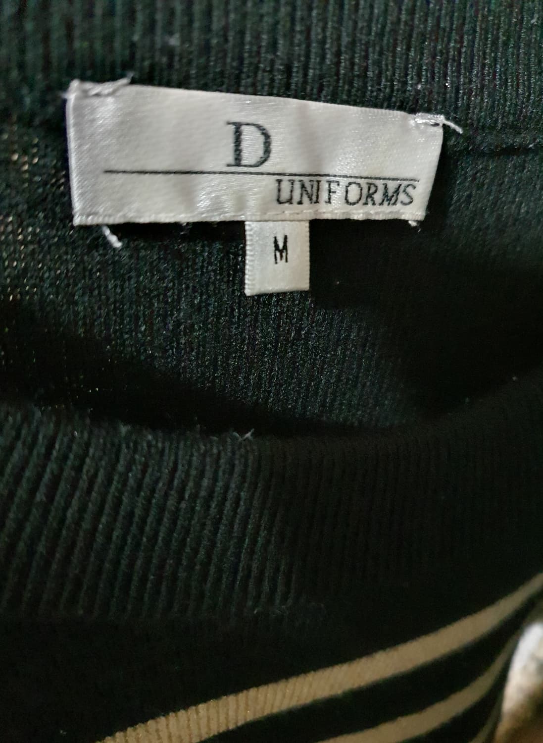디올 유니폼 니트 상태좋고깨끗해요 사이즈 M 상품이미지2