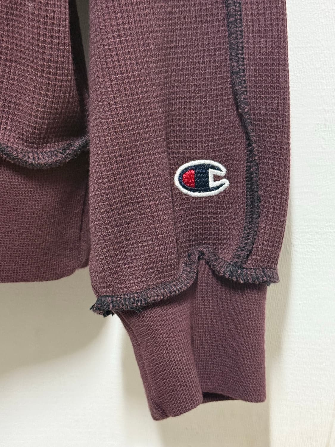 챔피온 세미 크롭 와플 후드 티셔츠 상품이미지4