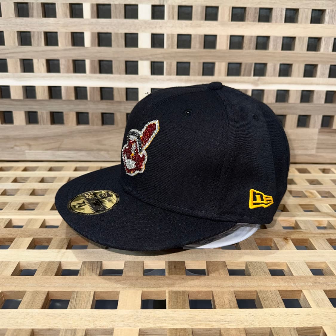 뉴에라 59fifty 클리브랜드 인디언스 큐빅 스터드 캡   상품이미지4