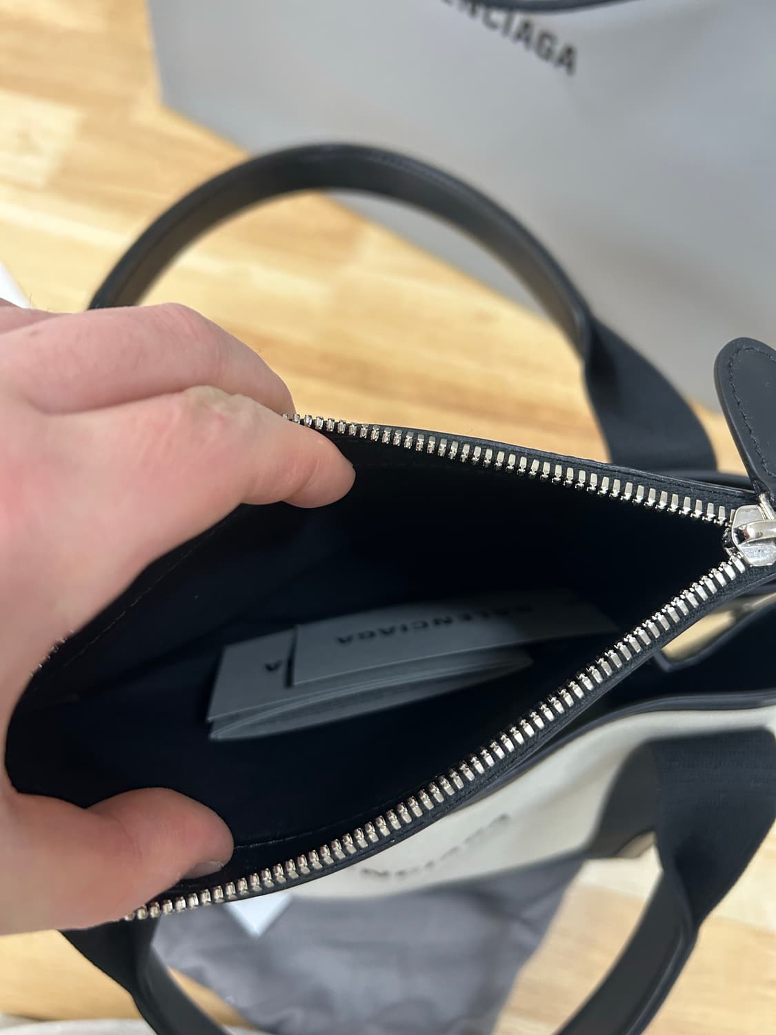 발렌시아가 카바스백 스몰 상품이미지8