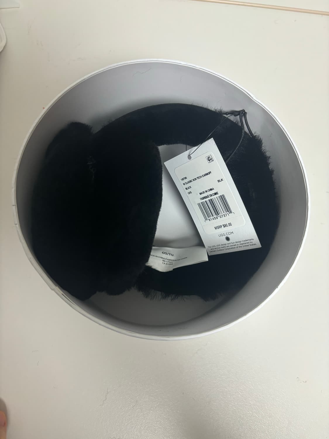 어그 클래식 논테크 이어머프 블랙 새상품 상품이미지1