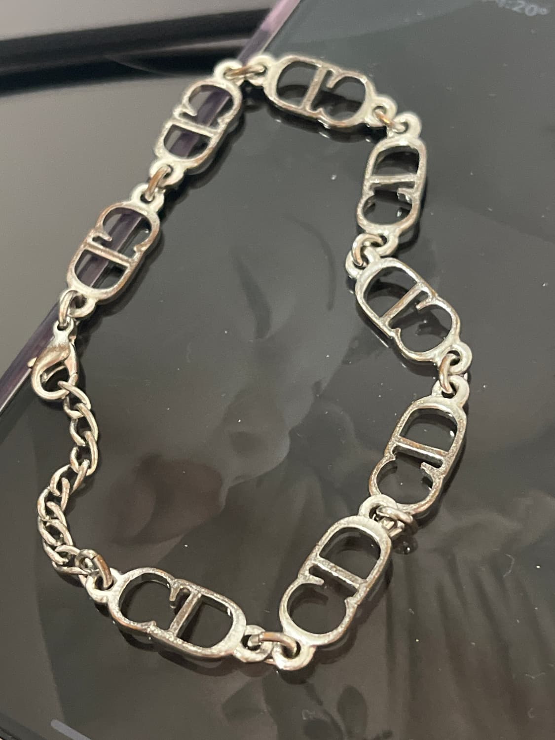 디올 실버컬러 팔찌 상품이미지2