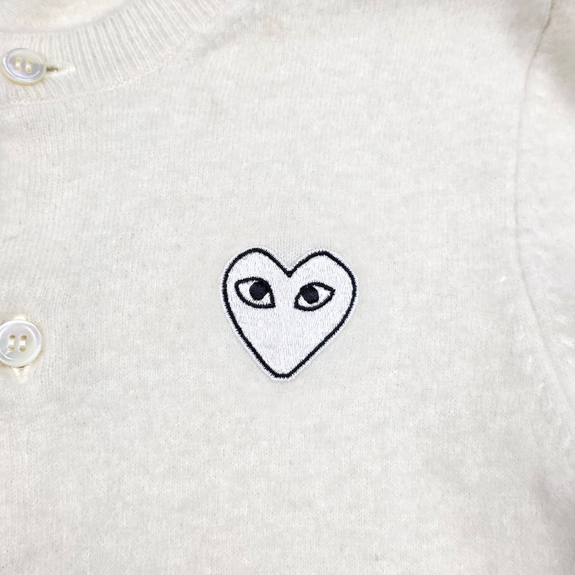 꼼데가르송 플레이 여성 라운드넥 가디건 상품이미지3