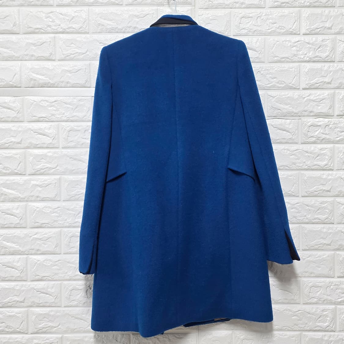 택포_ 한섬 SJSJ 파란색 앙고라혼방 코트 S 상품이미지4