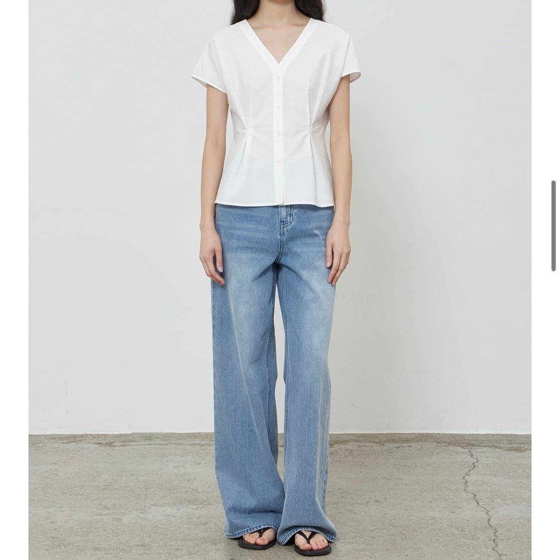 노티아 V-NECK PLEATS BLOUSE - WHITE S 상품이미지4