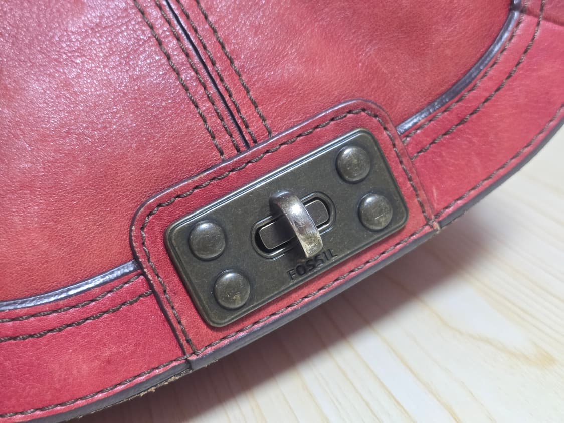 Fossil 레더 바디백  상품이미지2