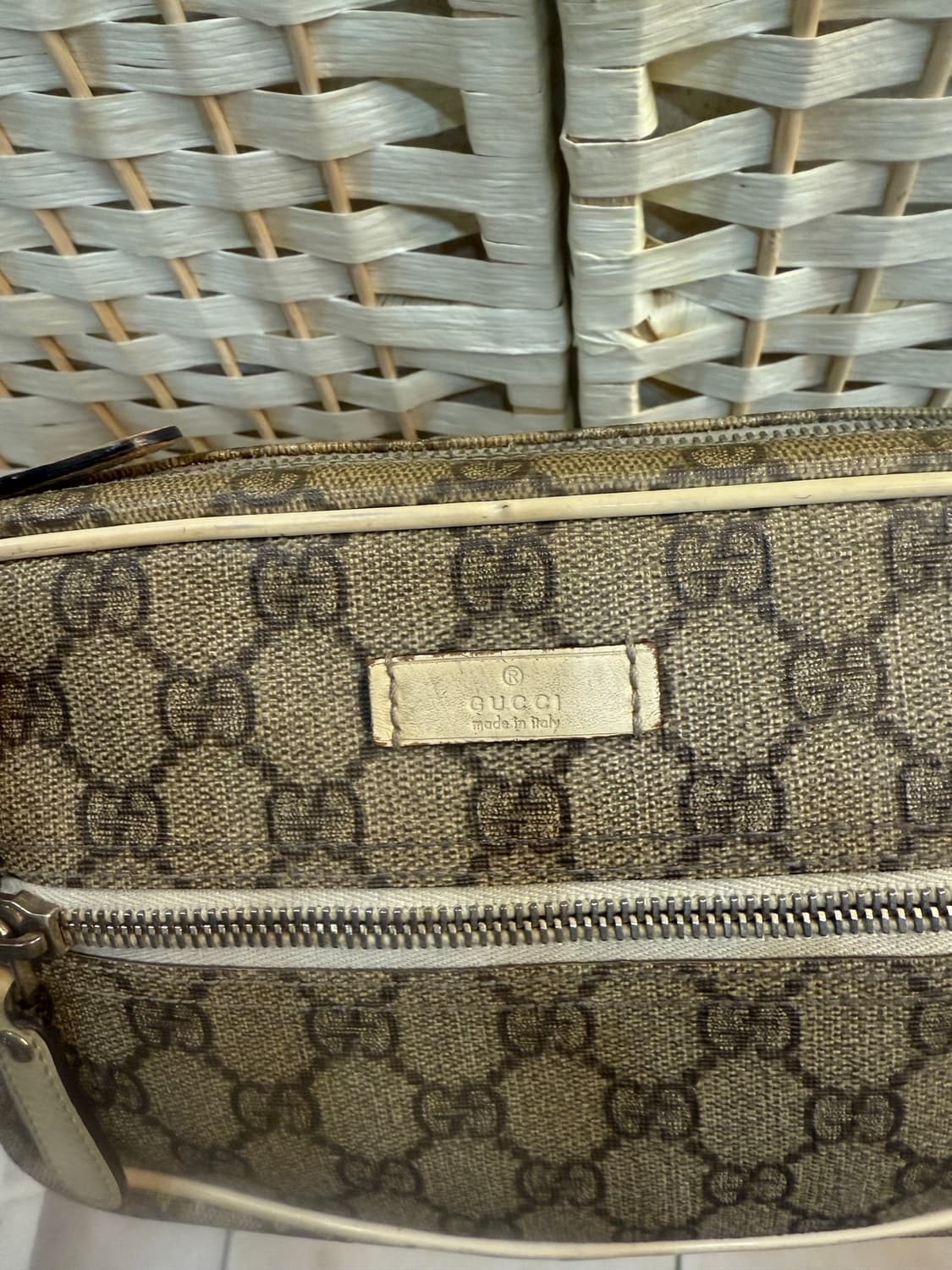 정품 구찌 GG 미니 크로스백 팝니다 상품이미지3