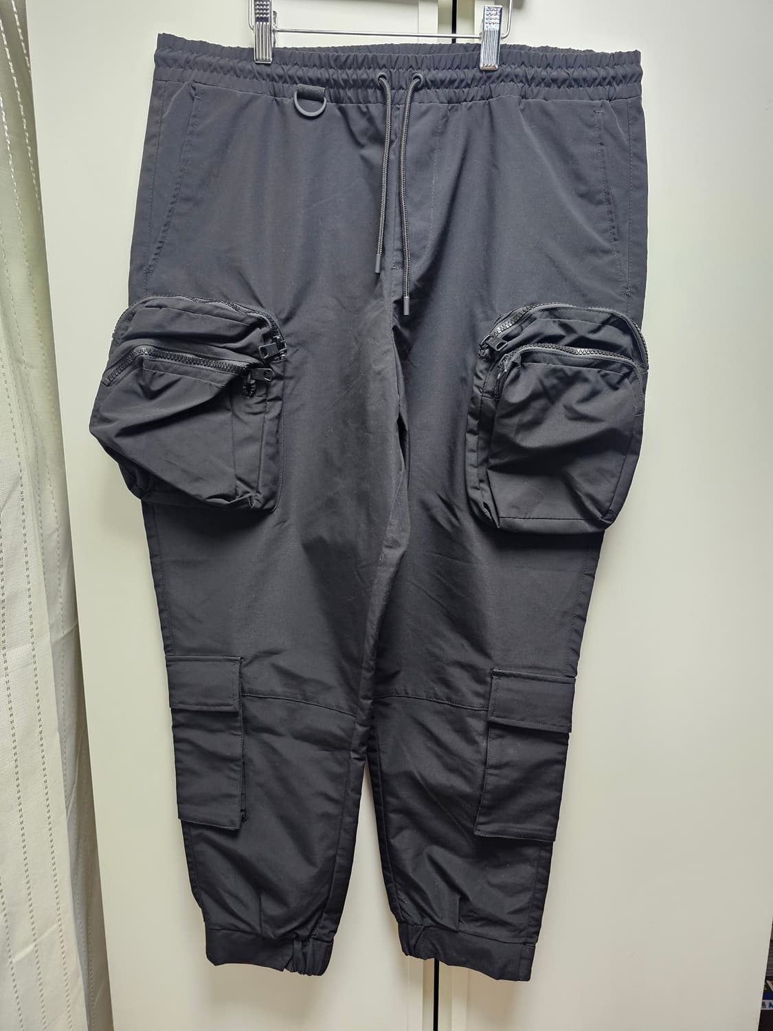 새상품 자라 테크니컬  카고 남성 블랙 팬츠 상품이미지1