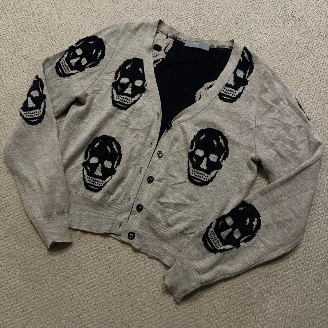 알렉산더 맥퀸 스컬 니트 가디건 상품이미지2