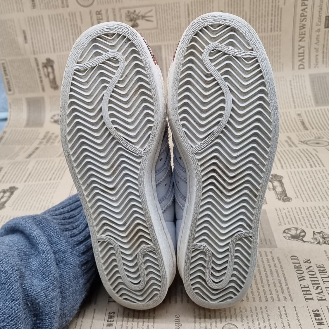 아디다스 슈퍼스타 로즈골드 여성스니커즈235  상품이미지3