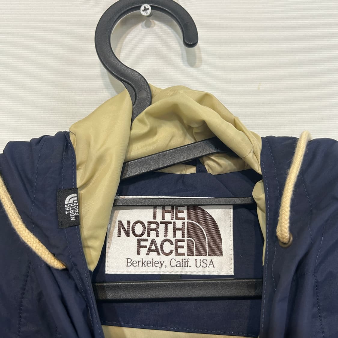 노스페이스 남성 바람막이 100  상품이미지2