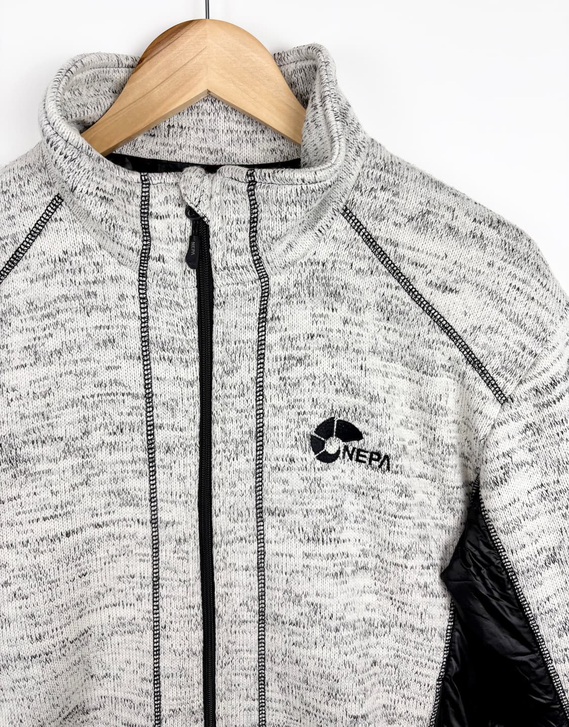 네파 트레이닝 상의 집업 자켓 (겉기모) 상품이미지3