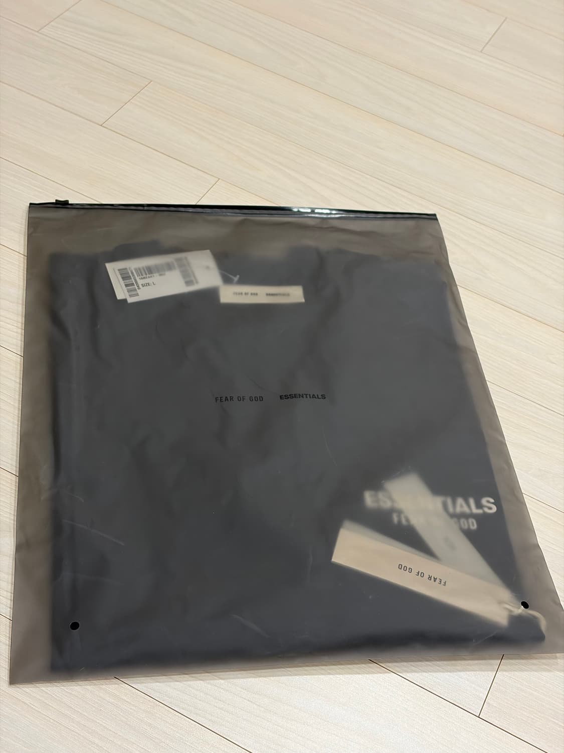 [NEW][L] FOG ESSENTIALS L/S T-SHIRT 상품이미지1