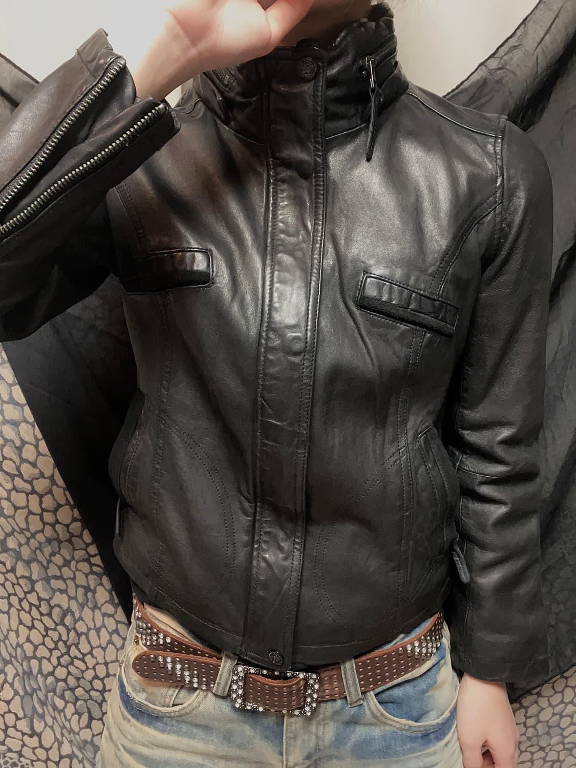 렘 스킨 하이넥 지퍼 블랙 레더자켓 상품이미지2