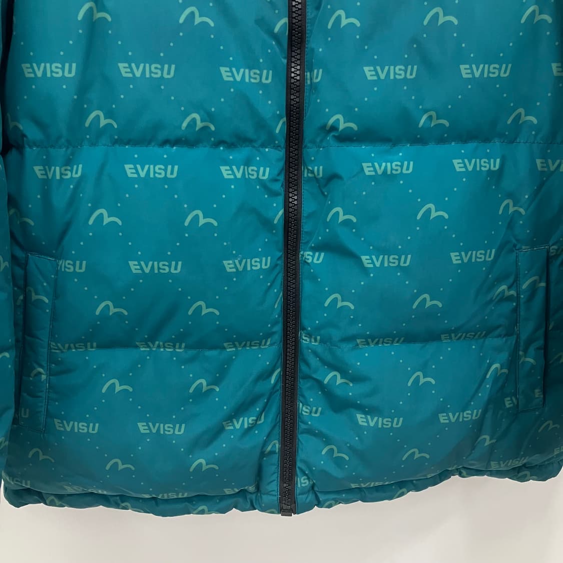 에비수 모노그램 리버시블 다운 무광 패딩 점퍼 L 상품이미지6