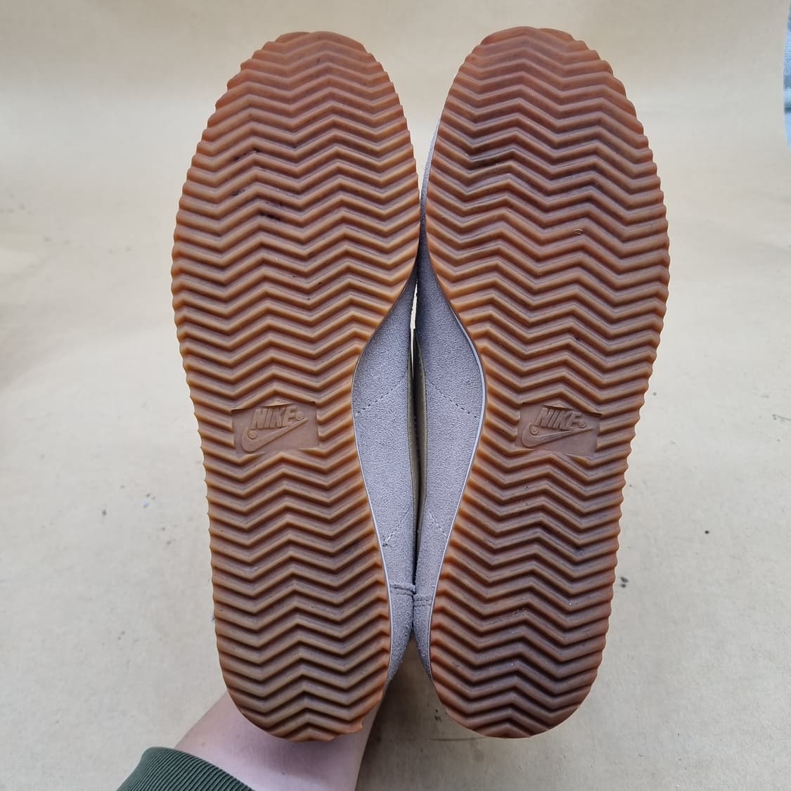 나이키 코르테즈 스웨이드 운동화250  상품이미지3