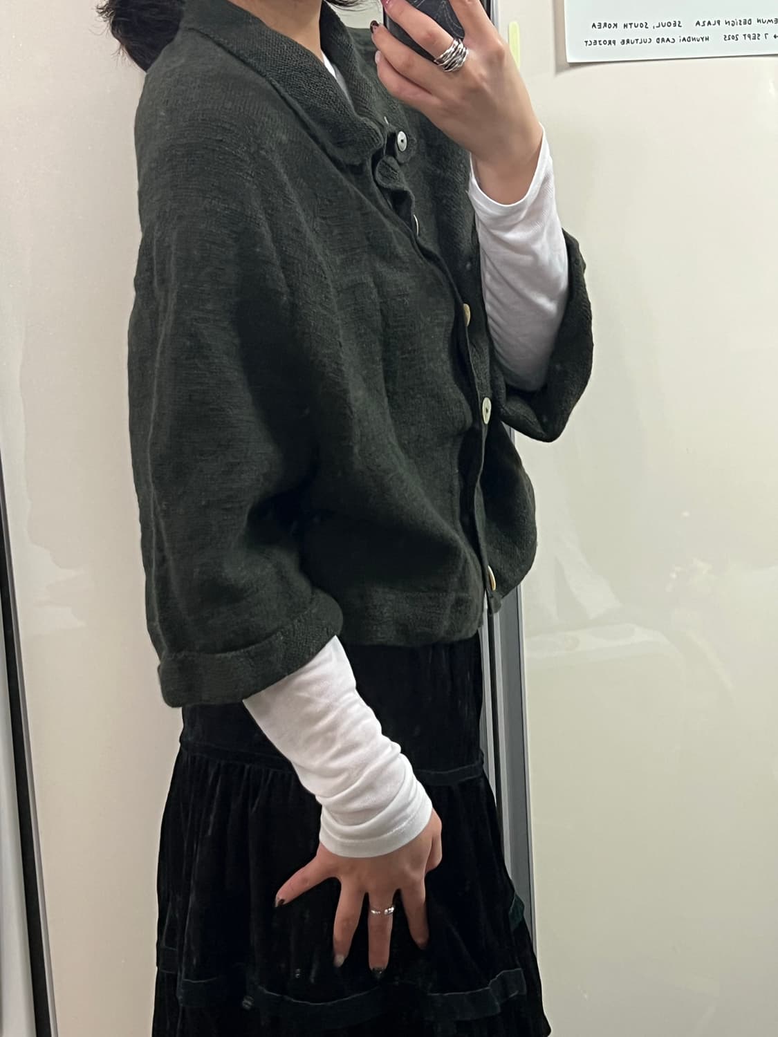 모리걸 케이프 자개단추 카키 니트 가디건 상품이미지3