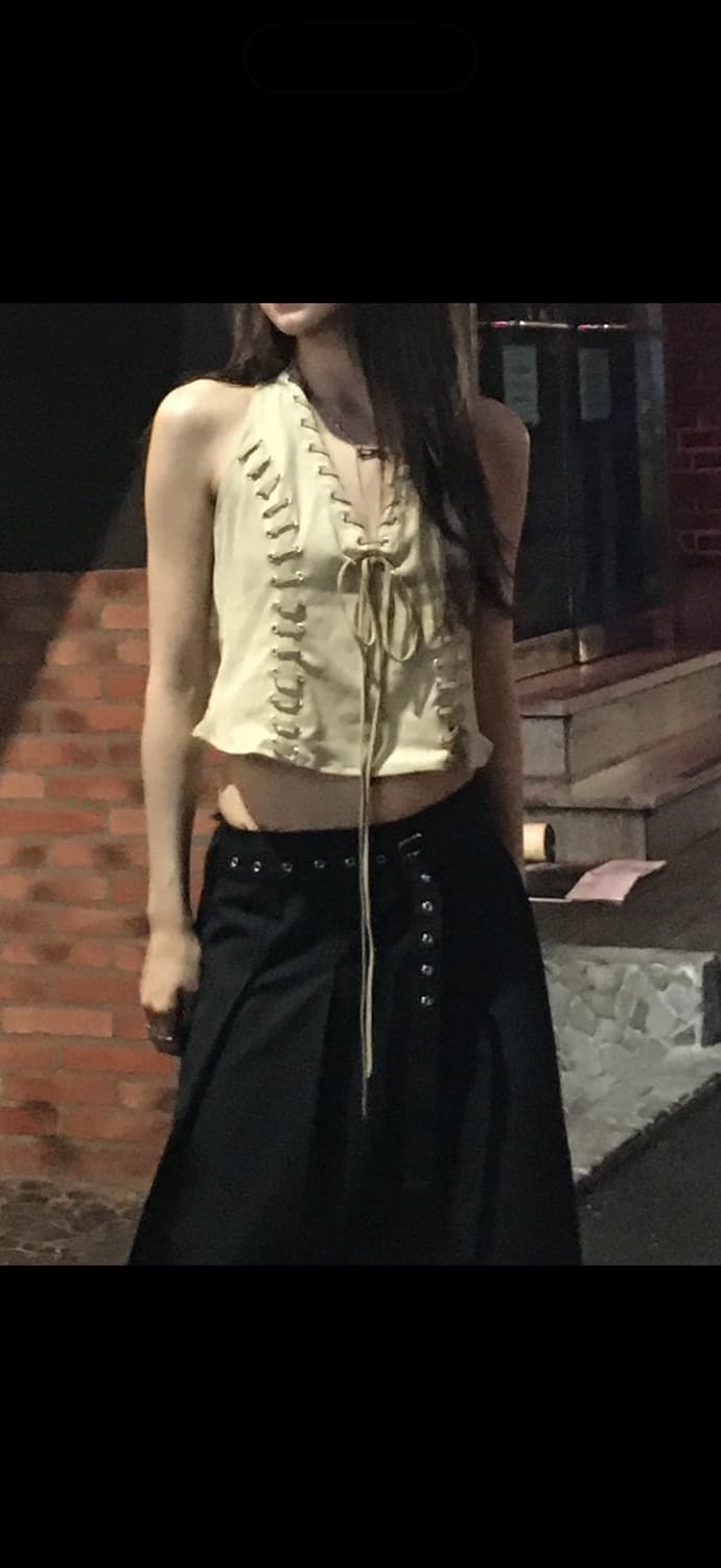 빈티지 스웨이드 홀터넥 리본탑 상품이미지1