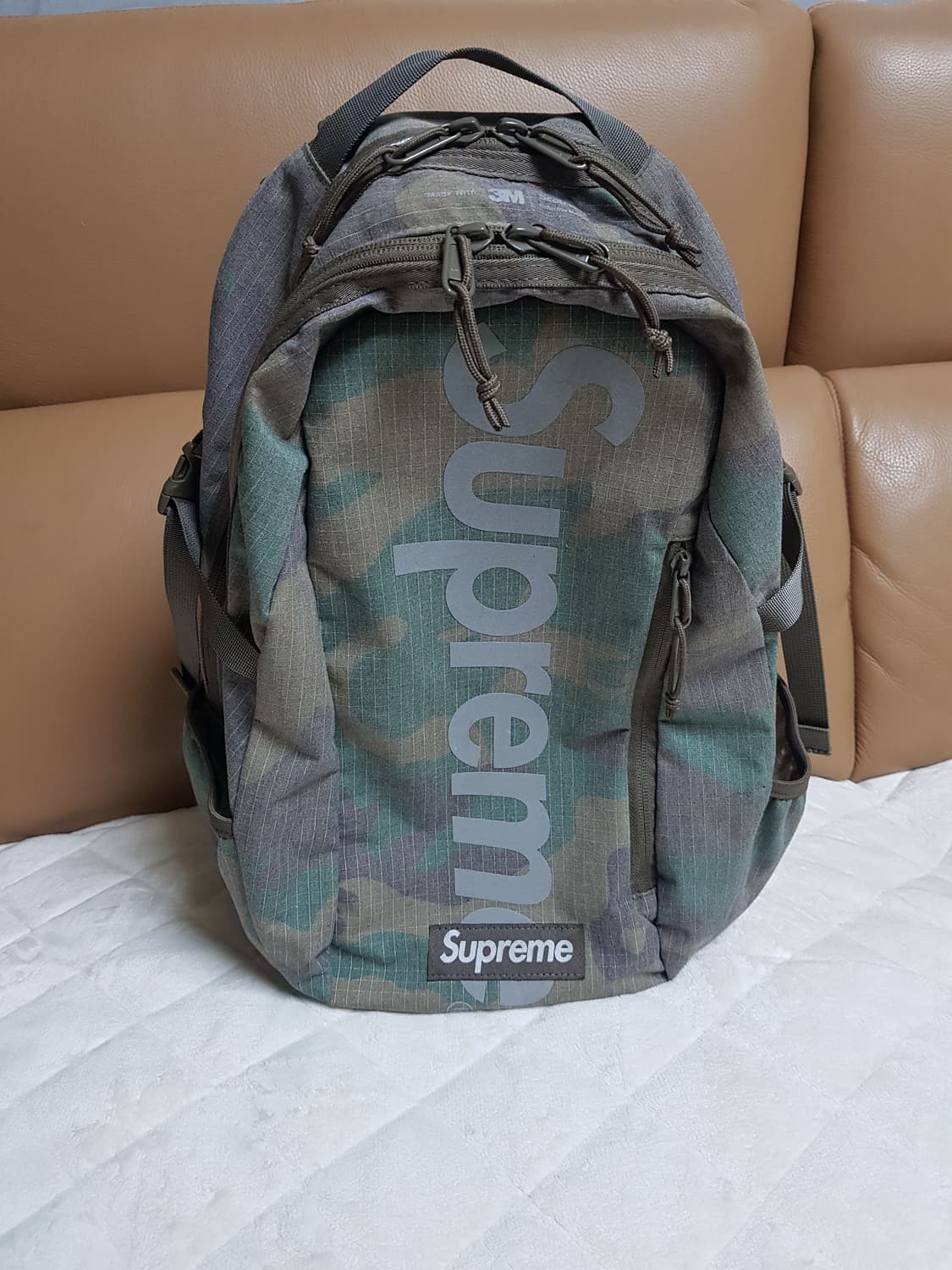 슈프림 백팩 우드랜드 카모 24SS 상품이미지1