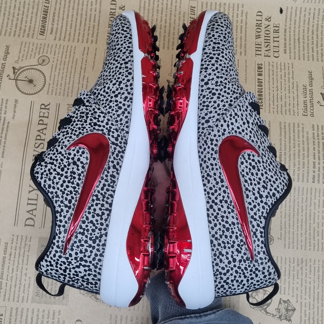 나이키 로쉬G 투어 사파리 남성골프화270 상품이미지5