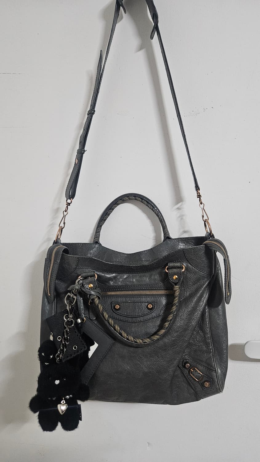 발렌시아가 벨로 모터백(정품) 상품이미지1