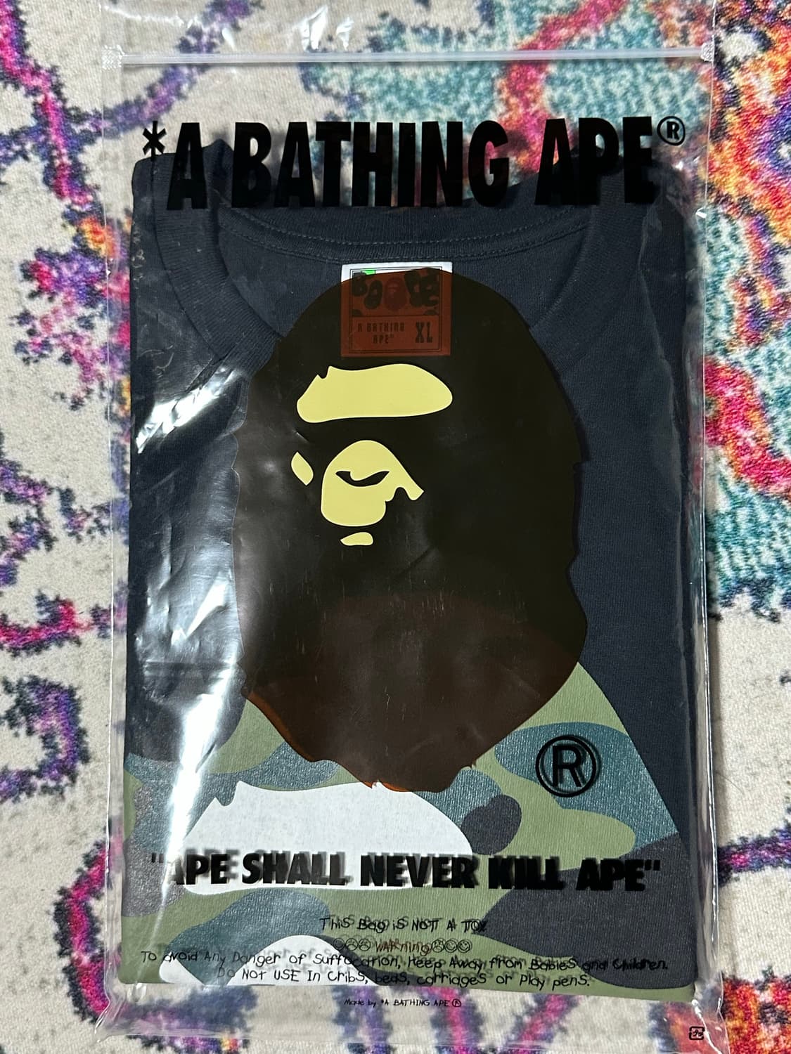 [새상품] 베이프 퍼스트 카모 빅 에이프 헤드 티셔츠 블랙 그린 상품이미지3