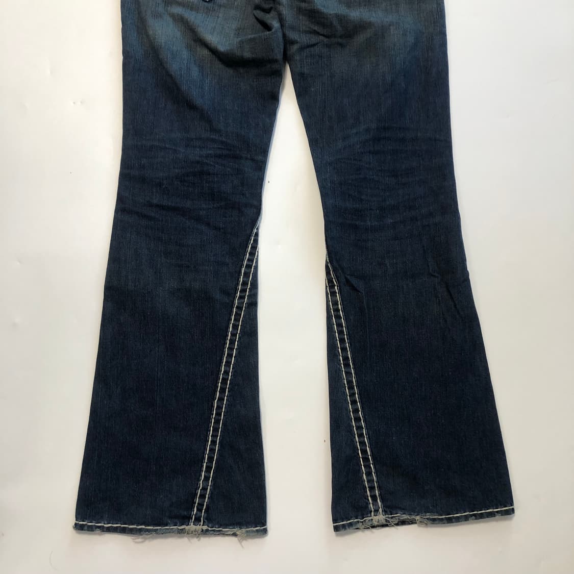 트루릴리전 부츠컷 데님팬츠  상품이미지7