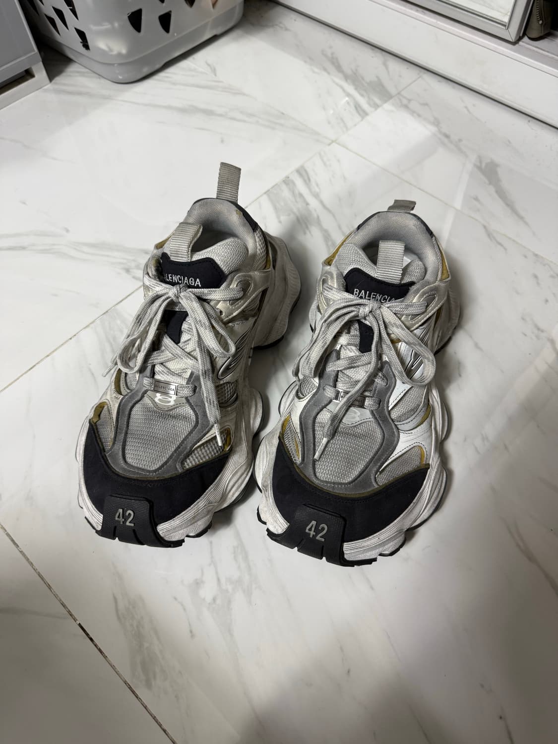 발렌시아가 카고 스니커즈 42 상품이미지1