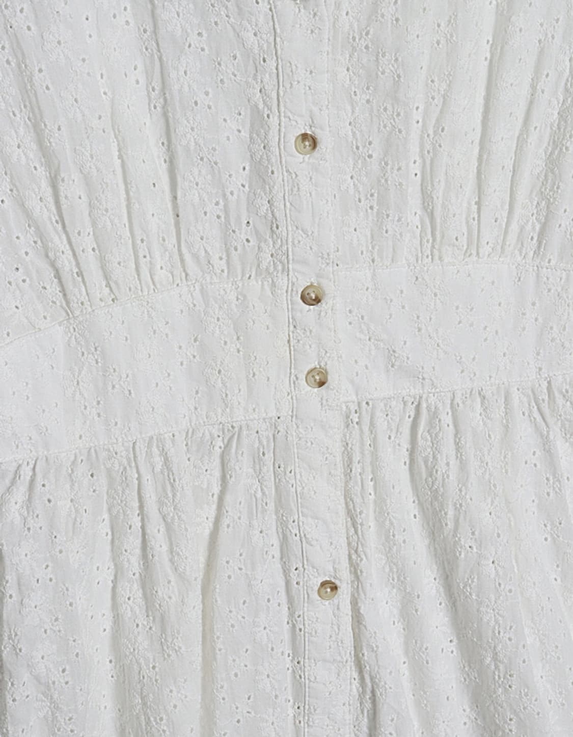 G U Eylet Lace One-Piece 상품이미지4