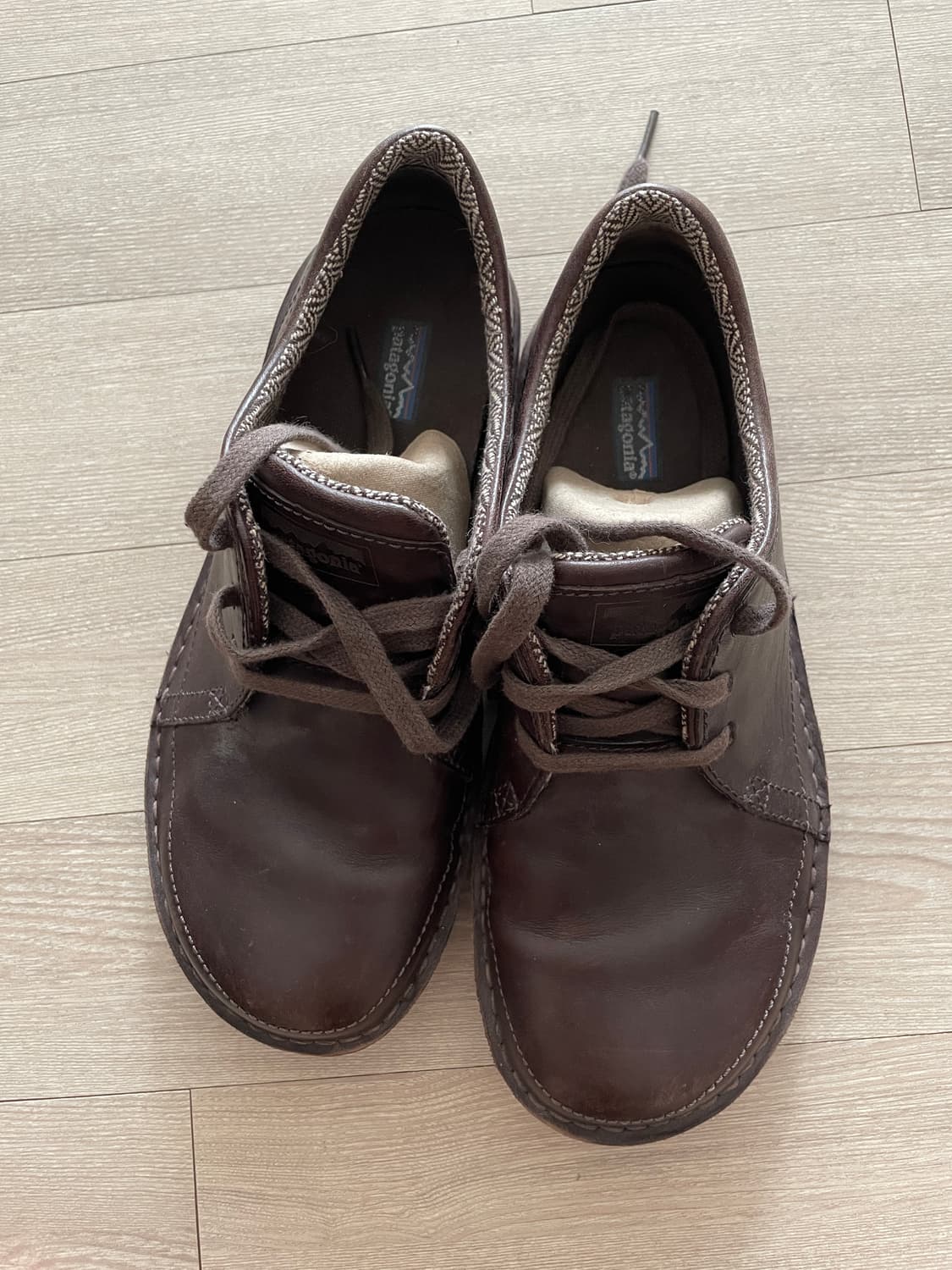 파타고니아 loulu 룰루 레더 슈즈 벨벳 브라운 상품이미지2