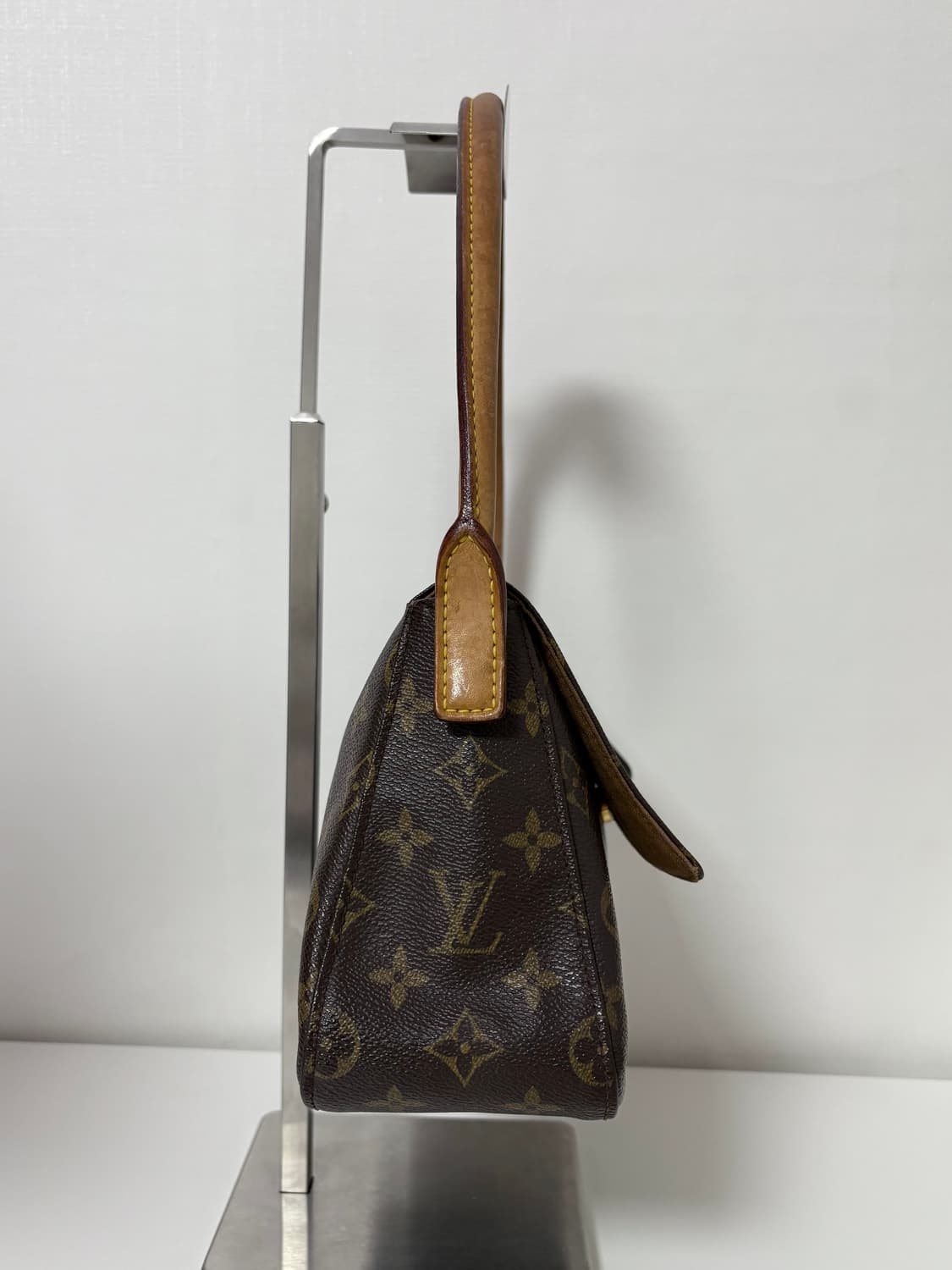 루이비통 루핑 숄더백  상품이미지3