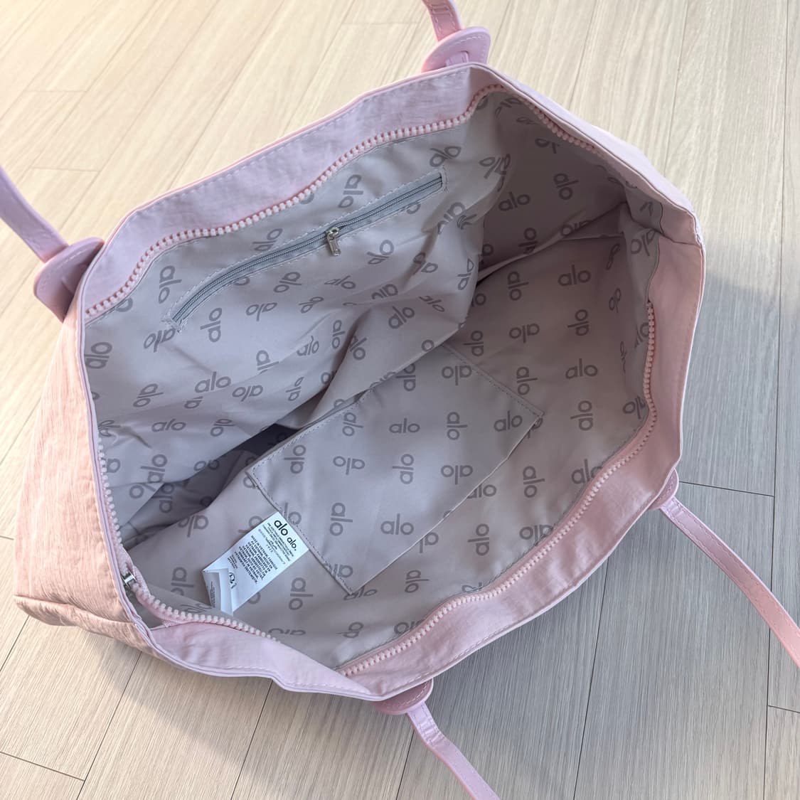 alo 알로요가 핑크 보부상백 상품이미지5