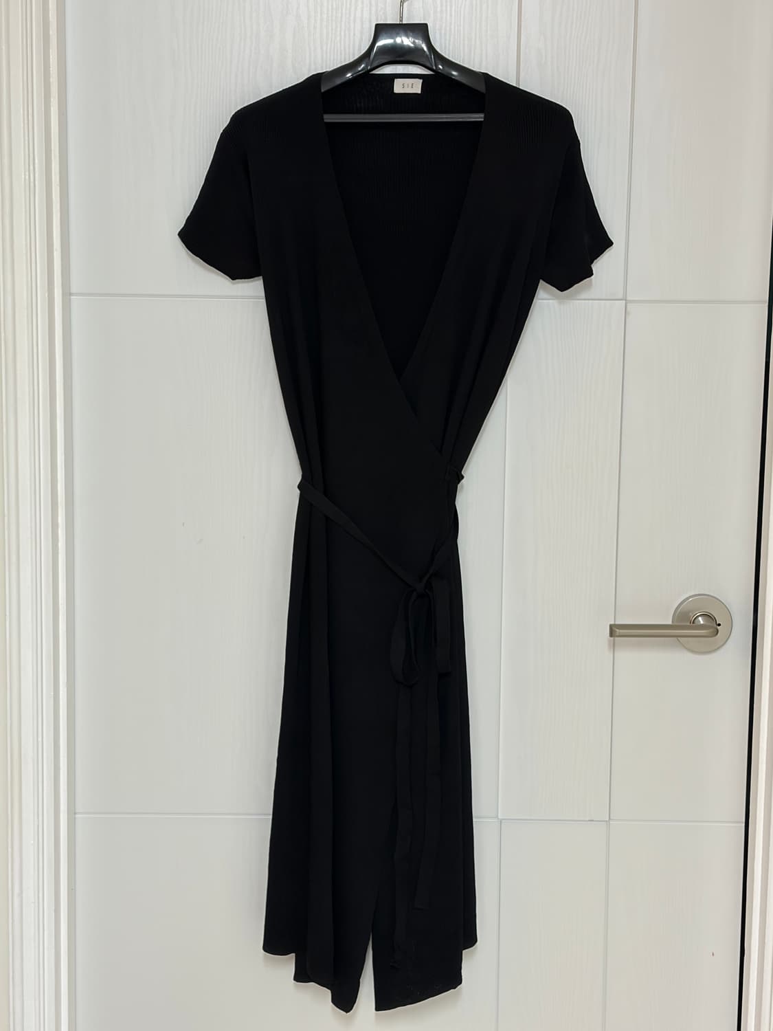 SIE 블랙 골지 니트  랩 원피스 (F) 상품이미지4