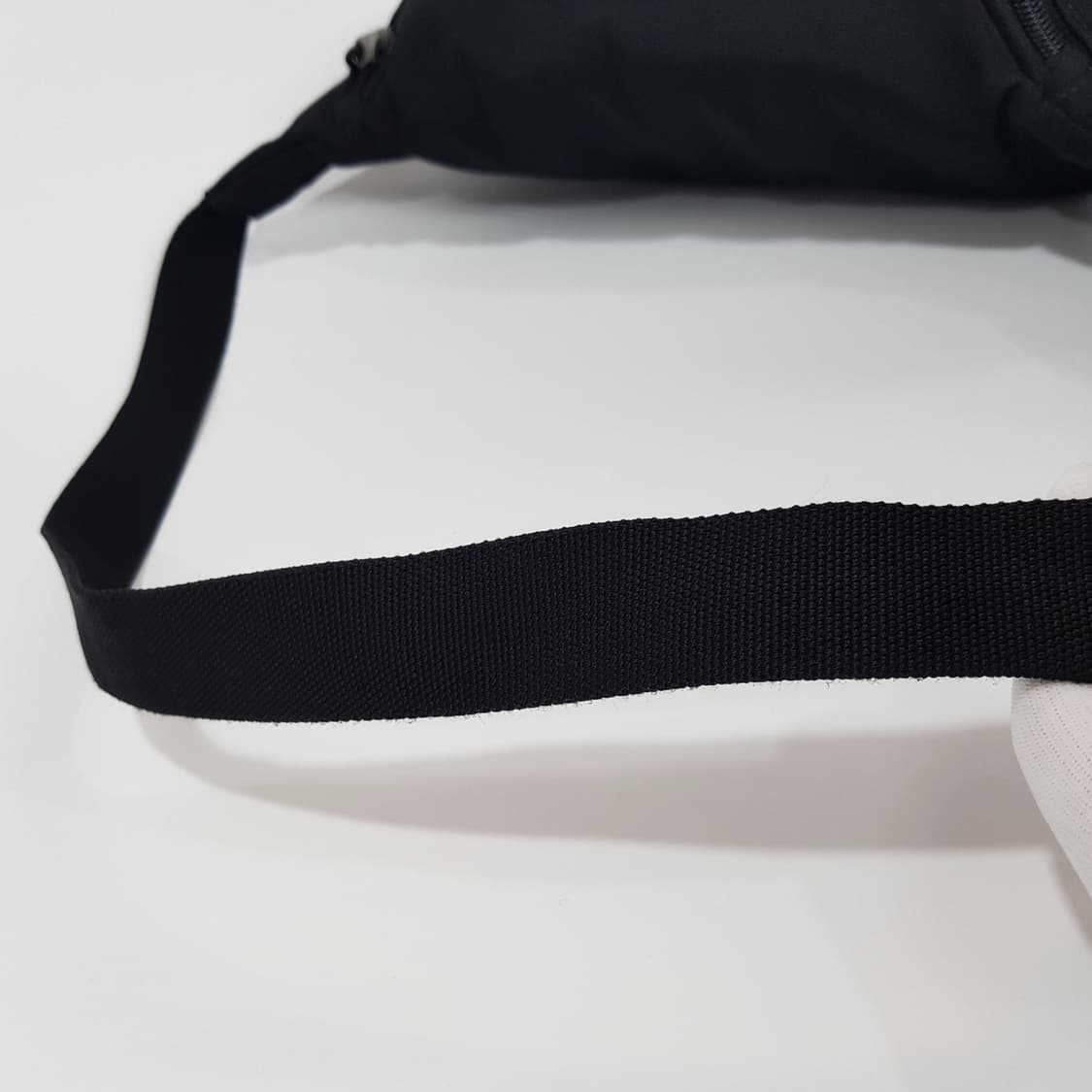 발렌시아가 자수 익스플로러 벨트백 482389 상품이미지6