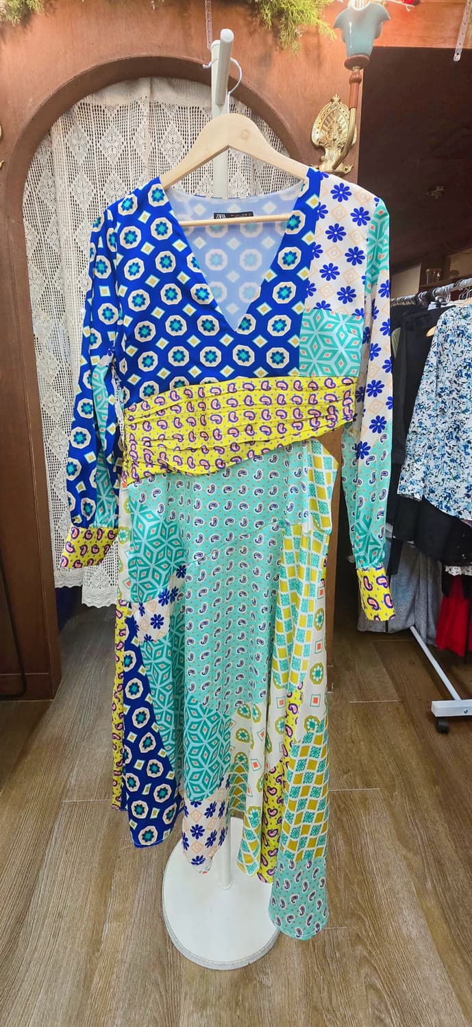 ZARA ( L )✨ 패치워크 패턴 미디 원피스 (정가99,900) 상품이미지3