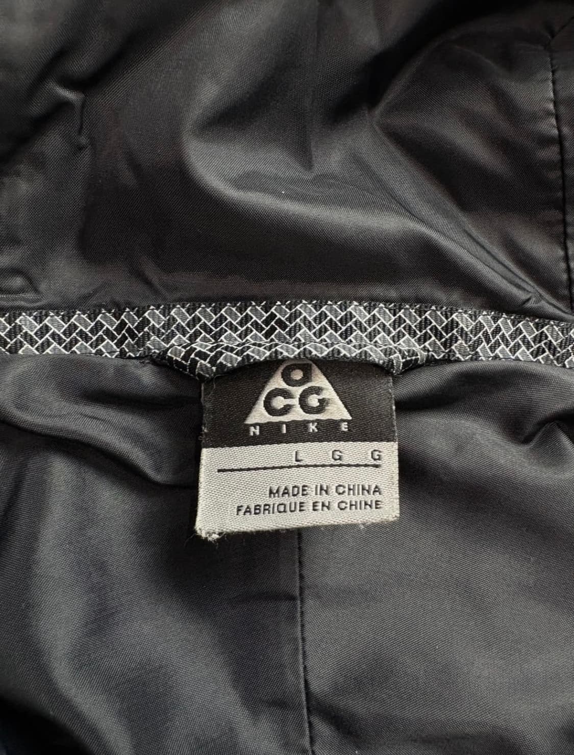 나이키 ACG 블랙 올드스쿨 바람막이 자켓 3133 상품이미지4