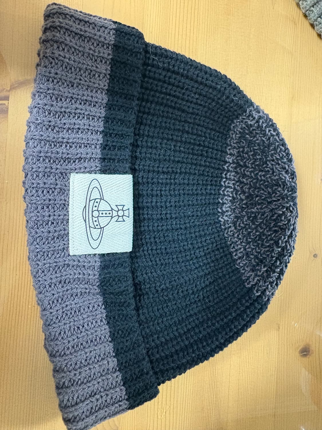 비비안웨스트우드 비니 상품이미지1