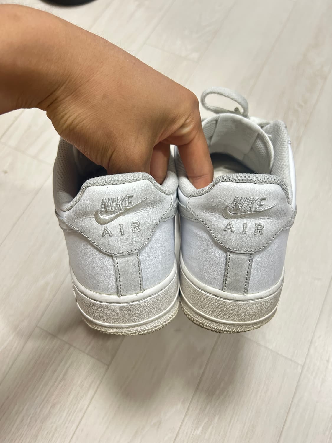 나이키 에어포스 1 ‘07 로우 화이트 상품이미지5