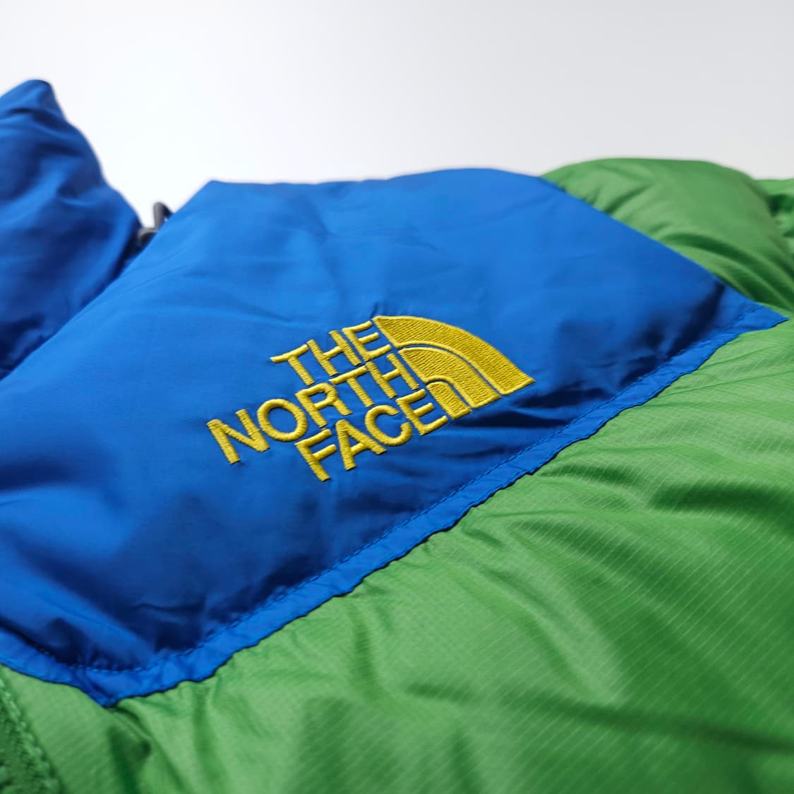 노스페이스 레트로 눕시 다운 푸퍼 패딩 (M) 상품이미지3